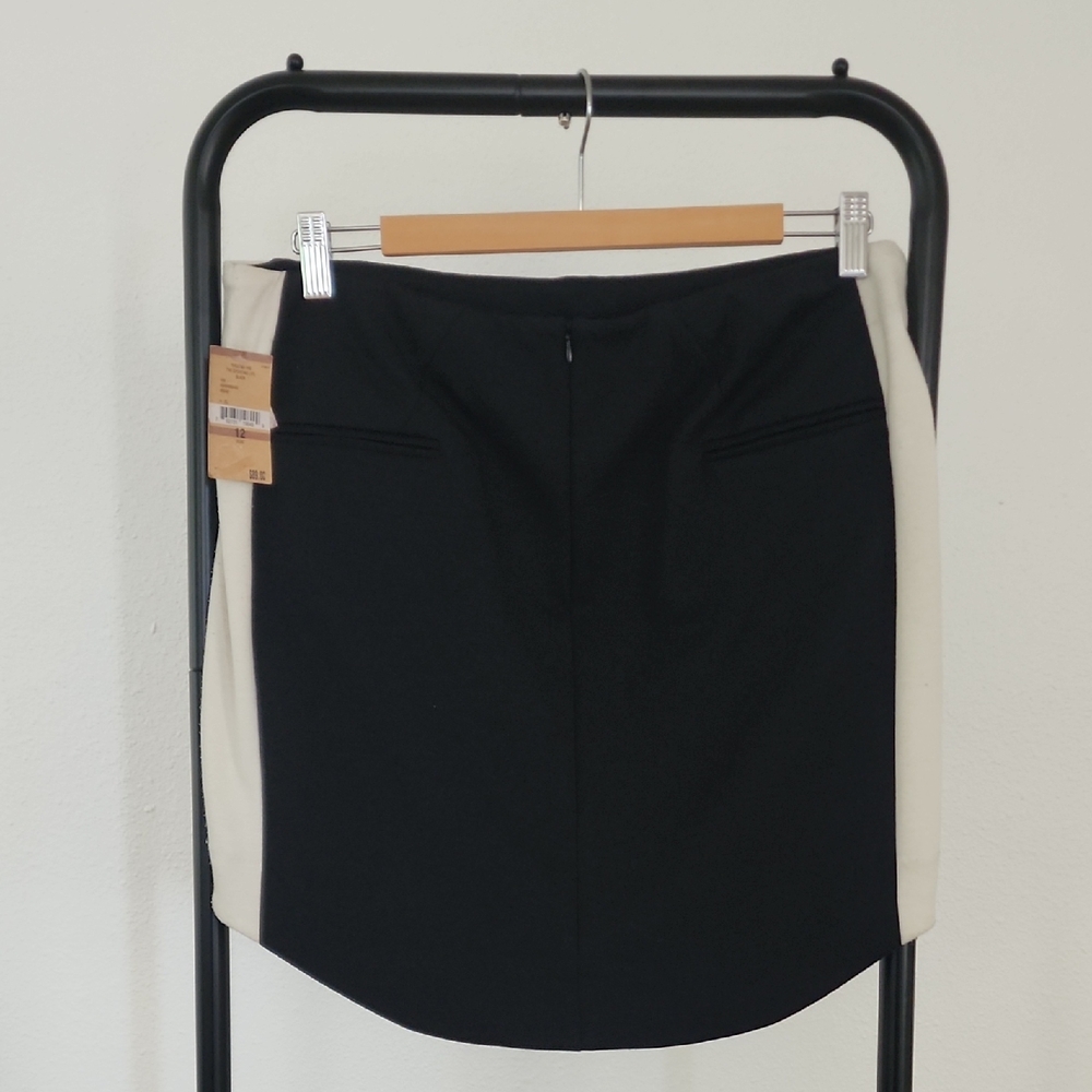 Elegant Black &  White Women's Skirt